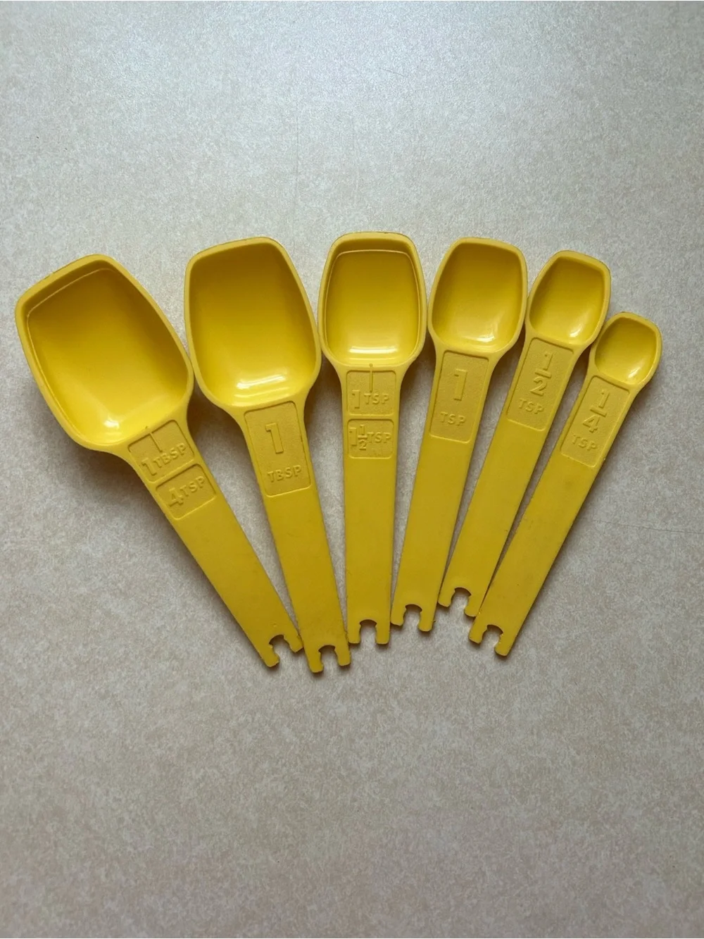 Vintage Tupperware Measuring spoons